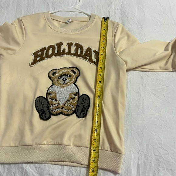 3/$15 SHEIN Street Cool Kids Holiday Girl Bear Sweatshirt - Size 10Y - Picture 2 of 5